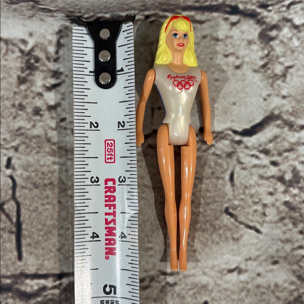 Sydney 2000 Olympics Barbie McDonalds Happy Meal Toy - Picture 11 of 14